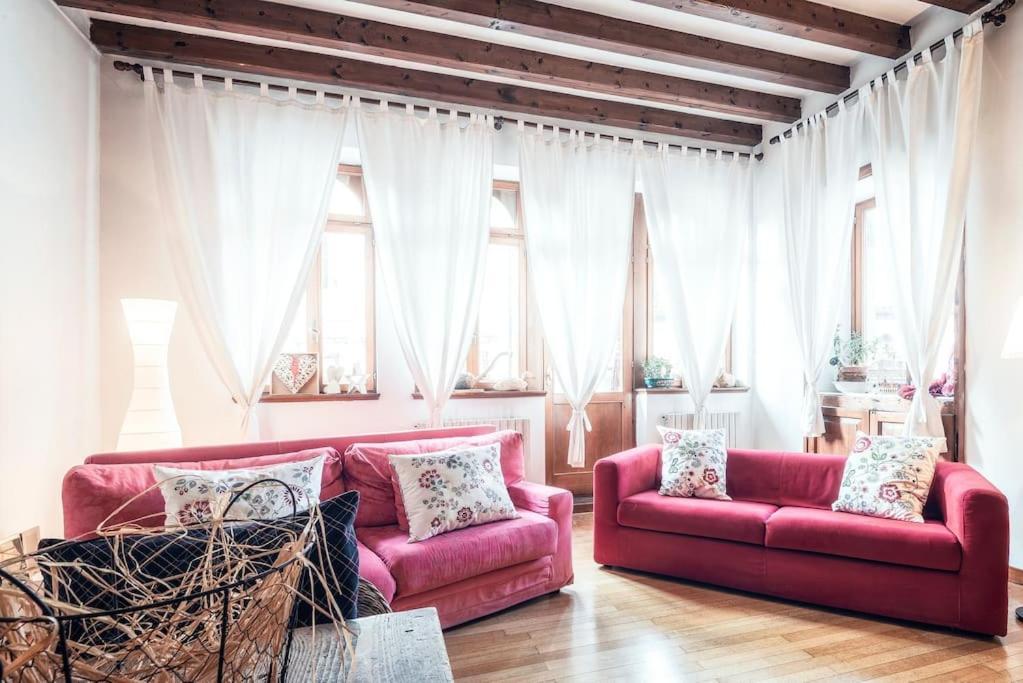 Loft Overlooking The Old Town . Фельтре Екстер'єр фото